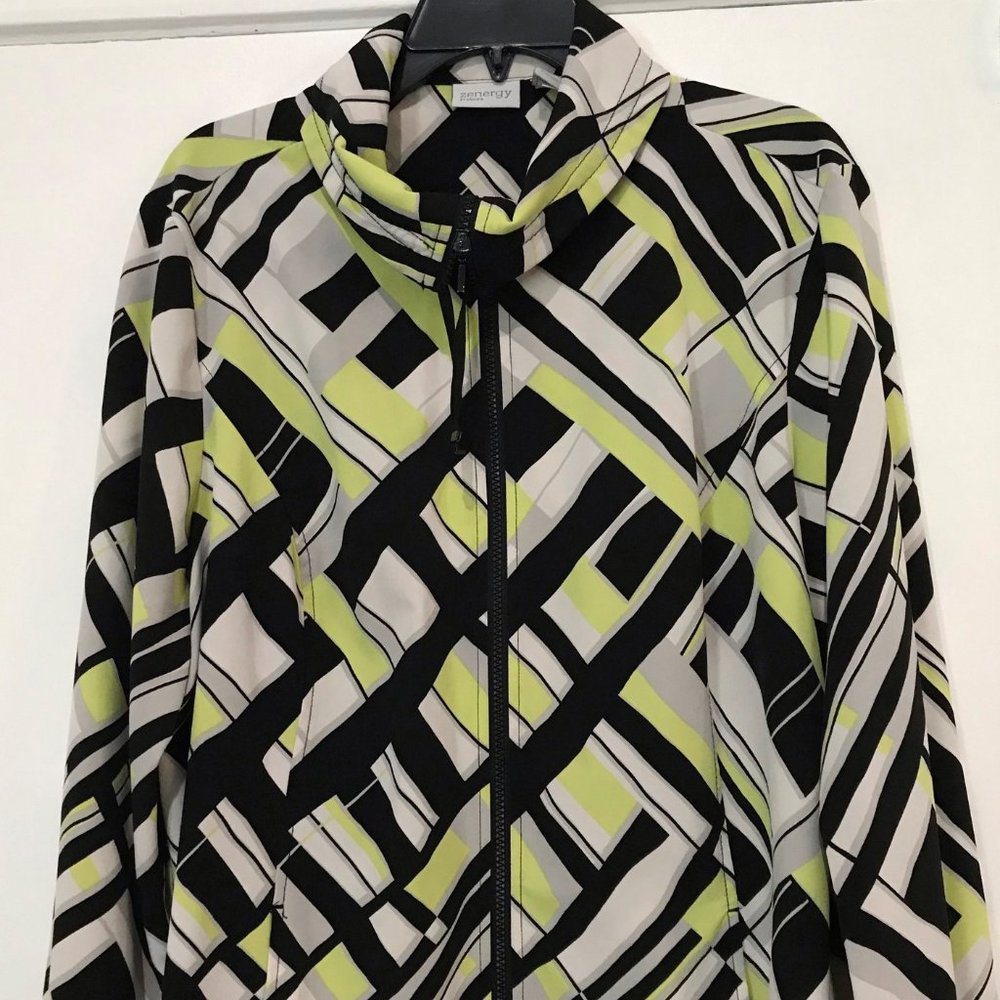 Lightweight sporty jacket